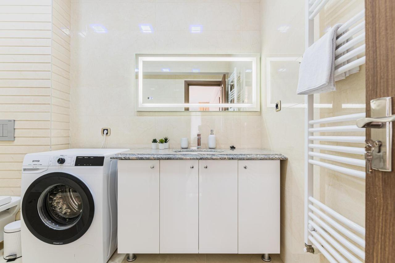 Isaran 2D4E Apartment Brasov Exterior photo
